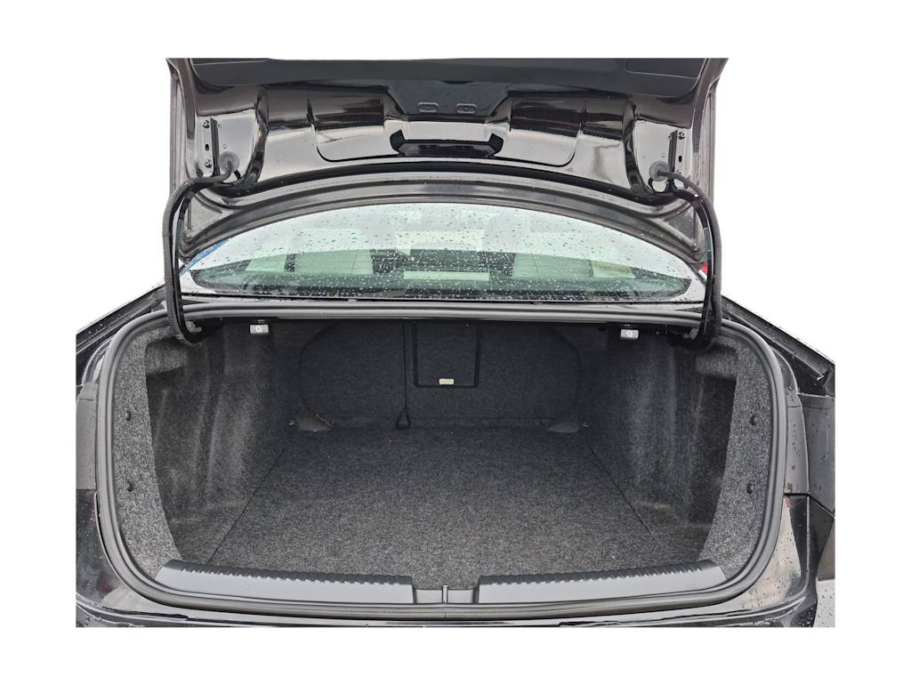 Thumbnail: 2015 Volkswagen Jetta - 17