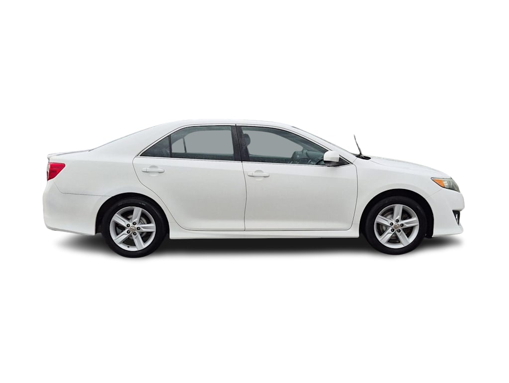 Thumbnail: 2012 Toyota Camry - 22