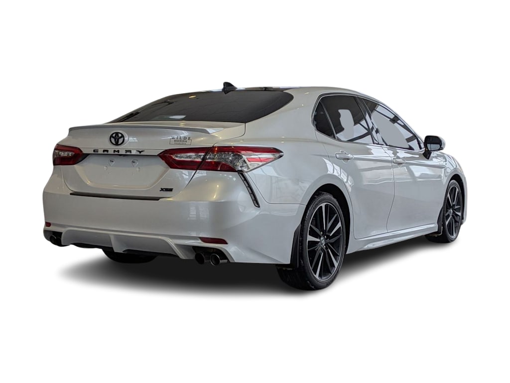 Thumbnail: 2019 Toyota Camry - 21