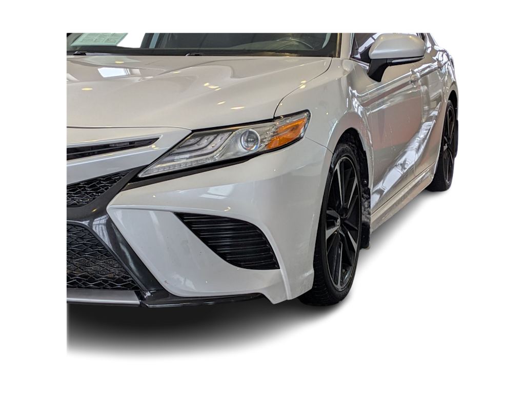 Thumbnail: 2019 Toyota Camry - 24
