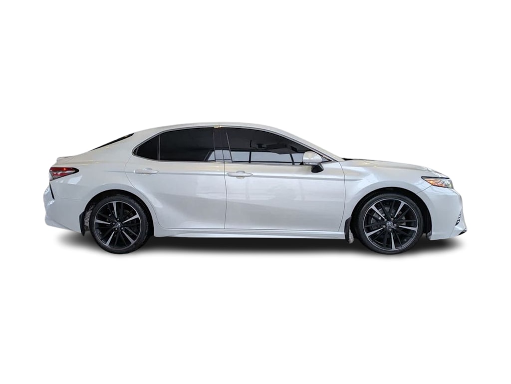Thumbnail: 2019 Toyota Camry - 22