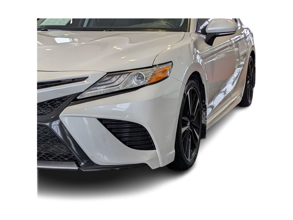 Thumbnail: 2019 Toyota Camry - 24