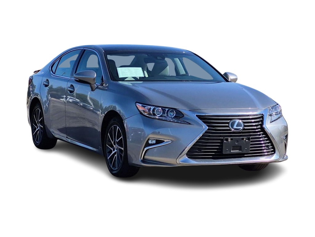 Thumbnail: 2017 Lexus ES - 22