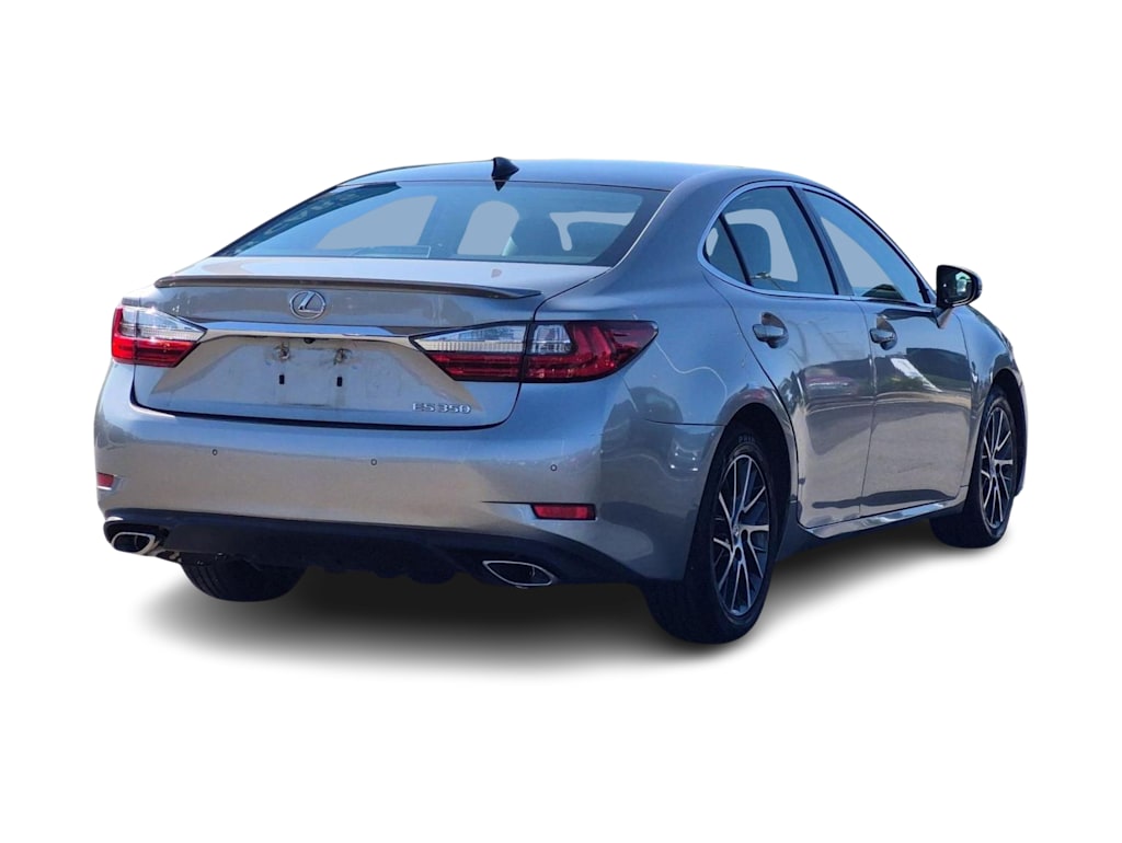 Thumbnail: 2017 Lexus ES - 20