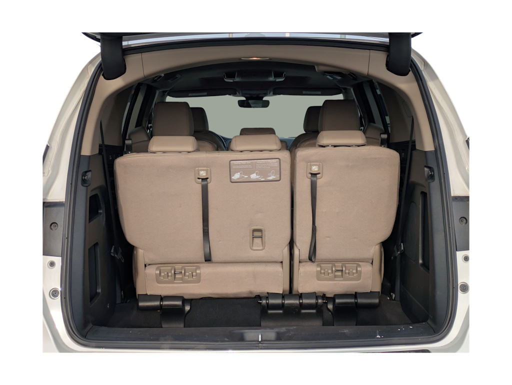 Thumbnail: 2023 Honda Odyssey - 17