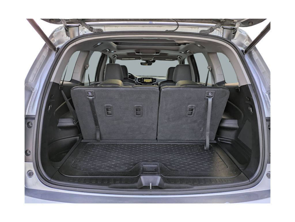 Thumbnail: 2019 Honda Pilot - 16