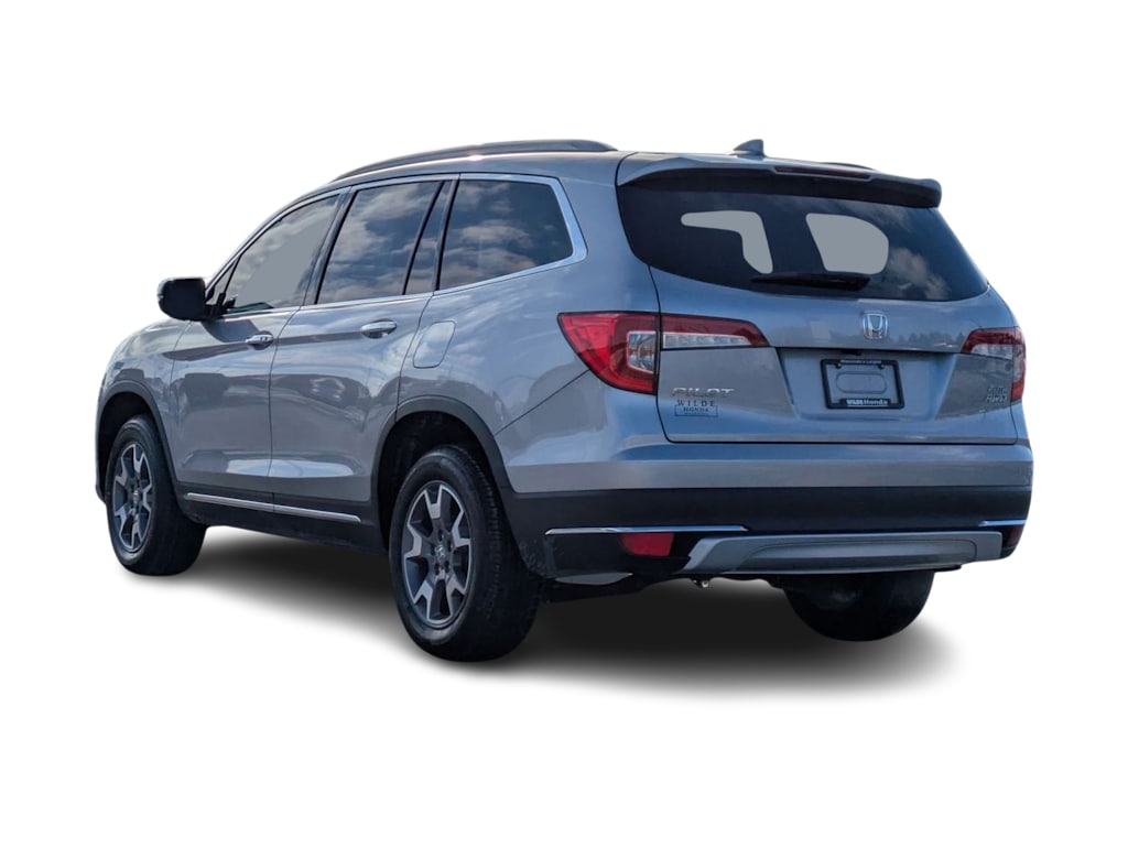 Thumbnail: 2019 Honda Pilot - 4