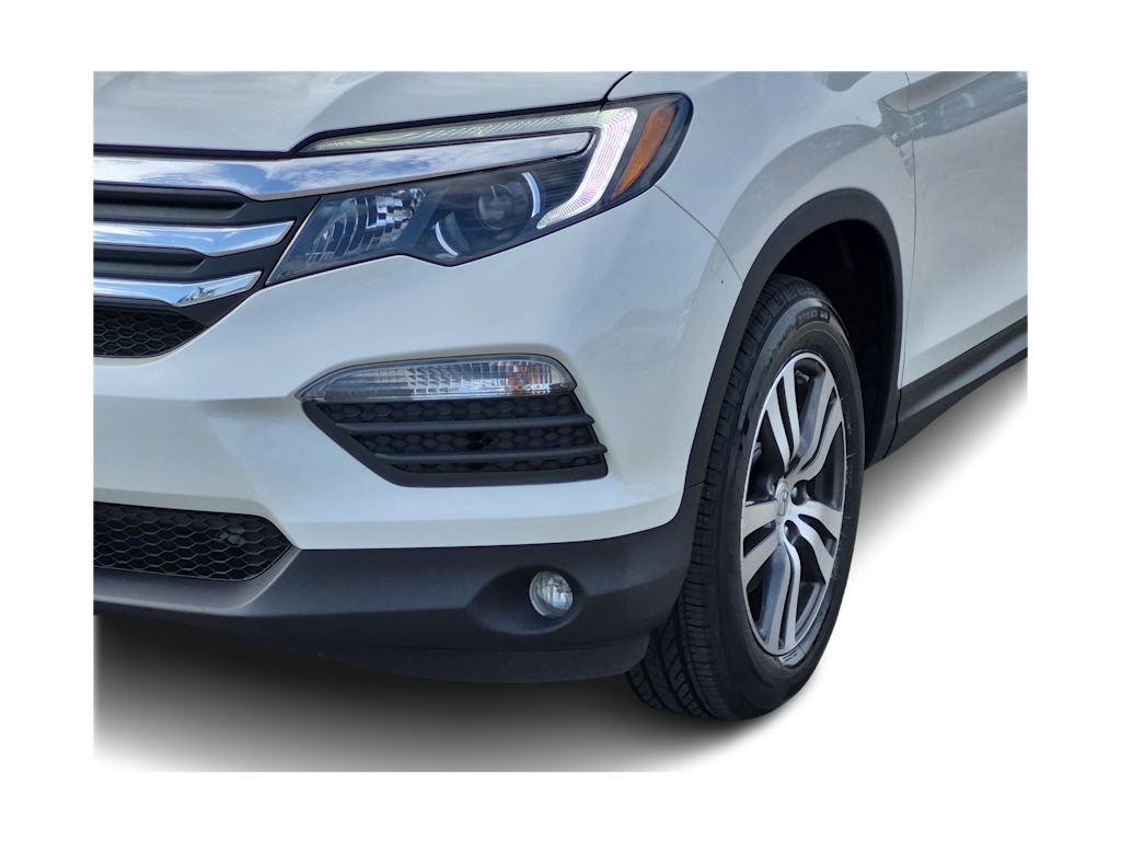 Thumbnail: 2016 Honda Pilot - 23