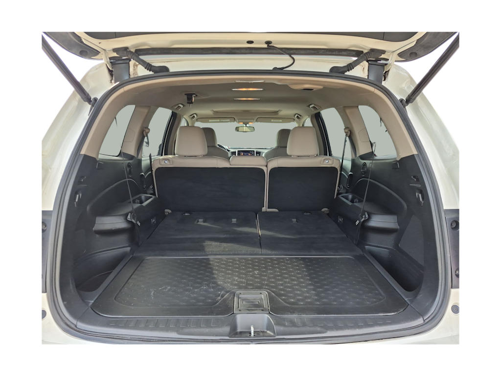 Thumbnail: 2016 Honda Pilot - 16