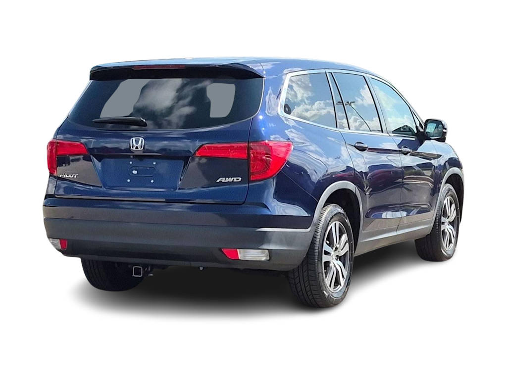 Thumbnail: 2017 Honda Pilot - 20