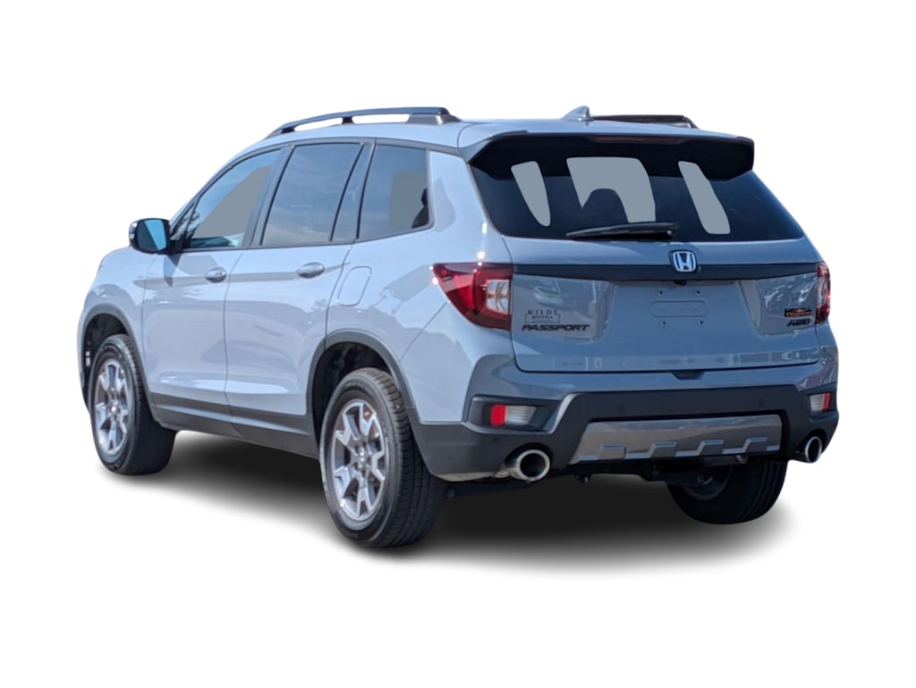 Thumbnail: 2023 Honda Passport - 4