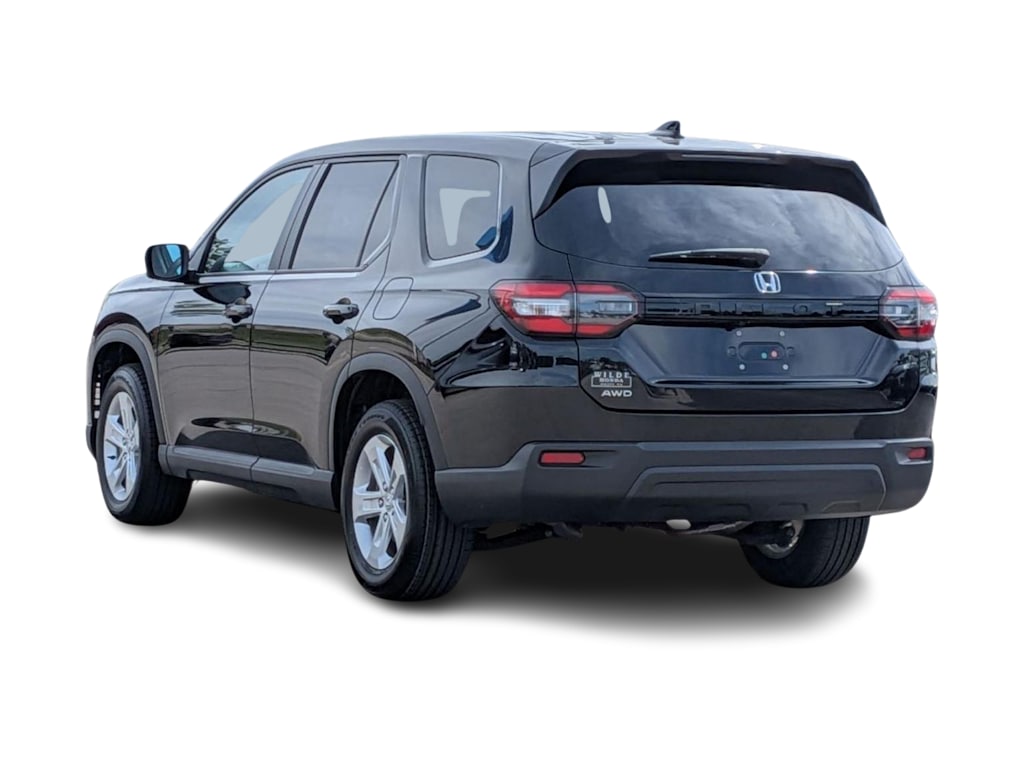 Thumbnail: 2023 Honda Pilot - 4