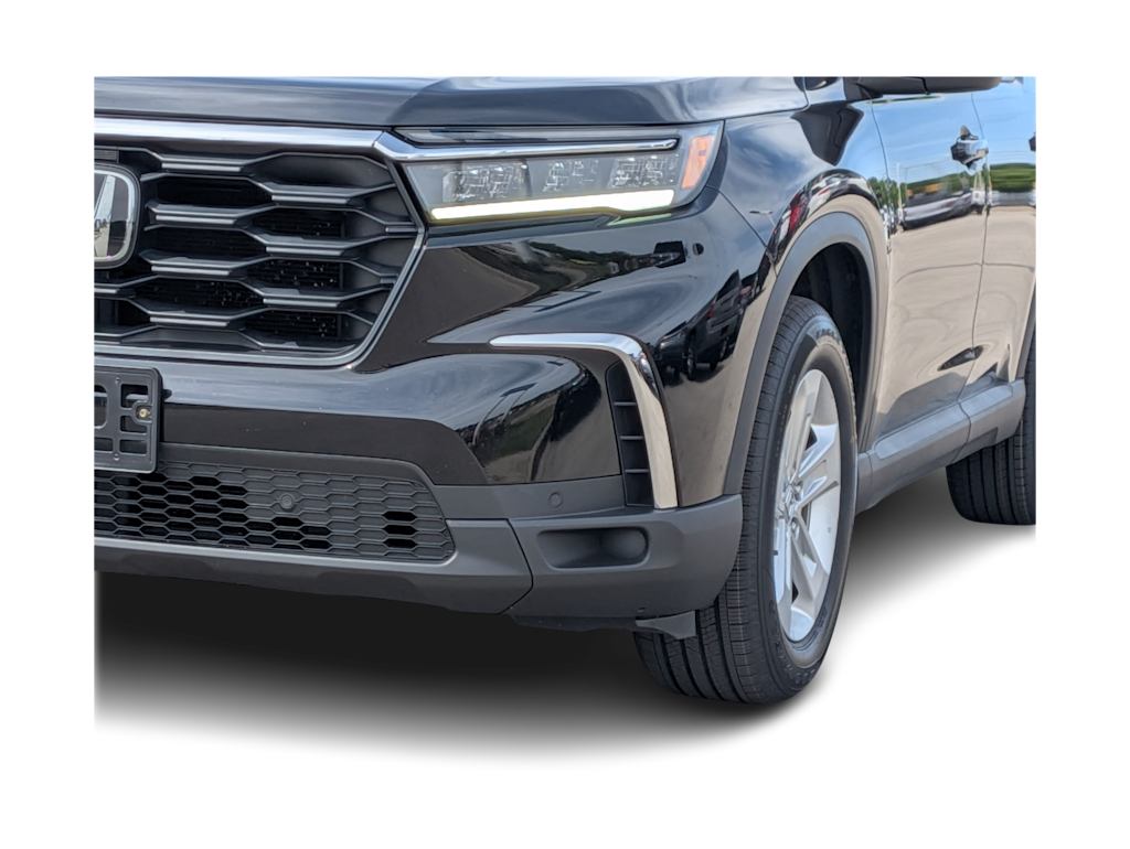 Thumbnail: 2023 Honda Pilot - 24