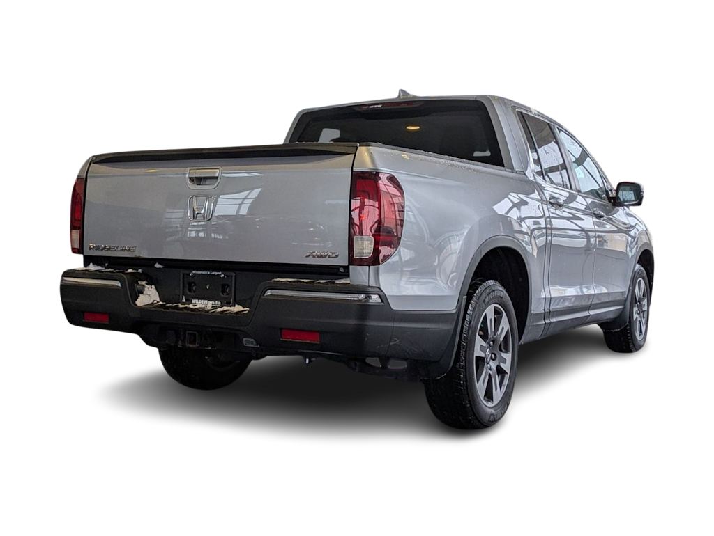 Thumbnail: 2017 Honda Ridgeline - 17