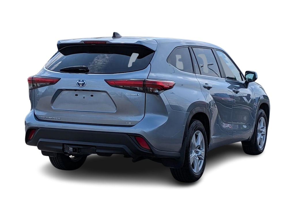 Thumbnail: 2023 Toyota Highlander - 18