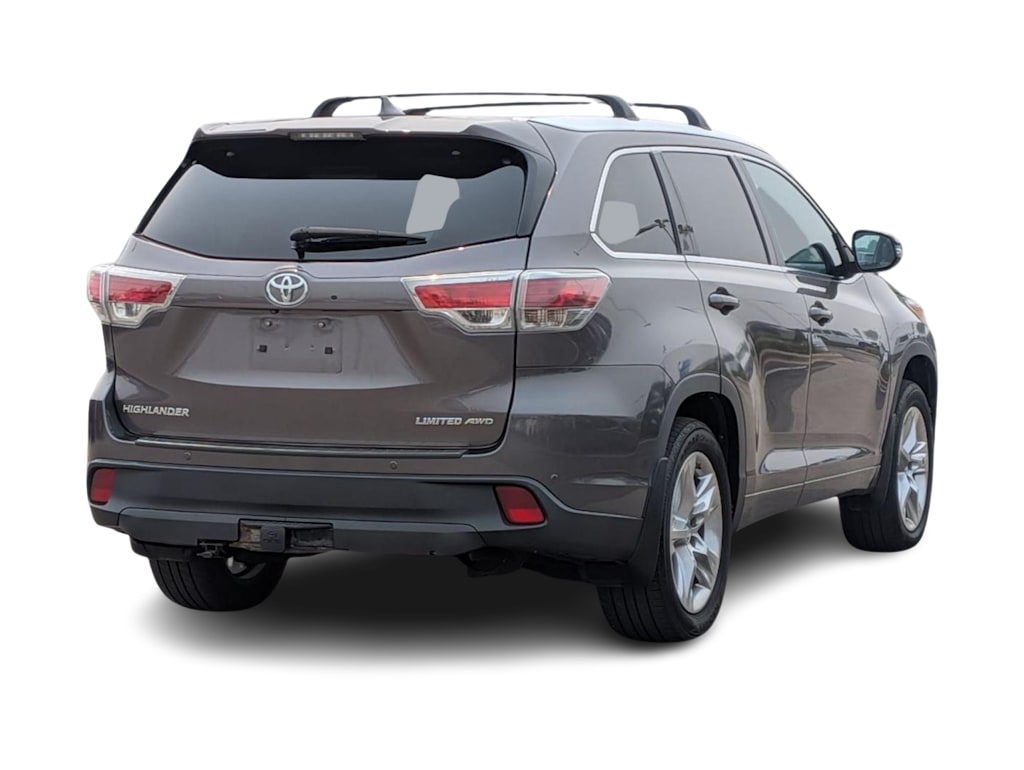 Thumbnail: 2016 Toyota Highlander - 18