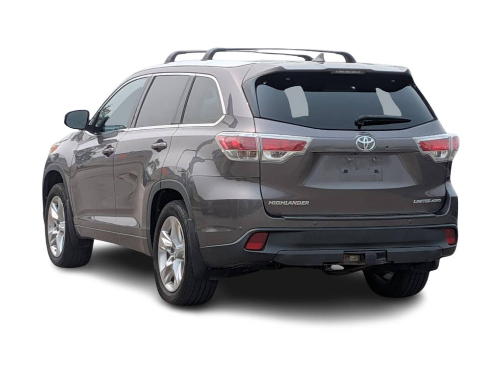 Thumbnail: 2016 Toyota Highlander - 4