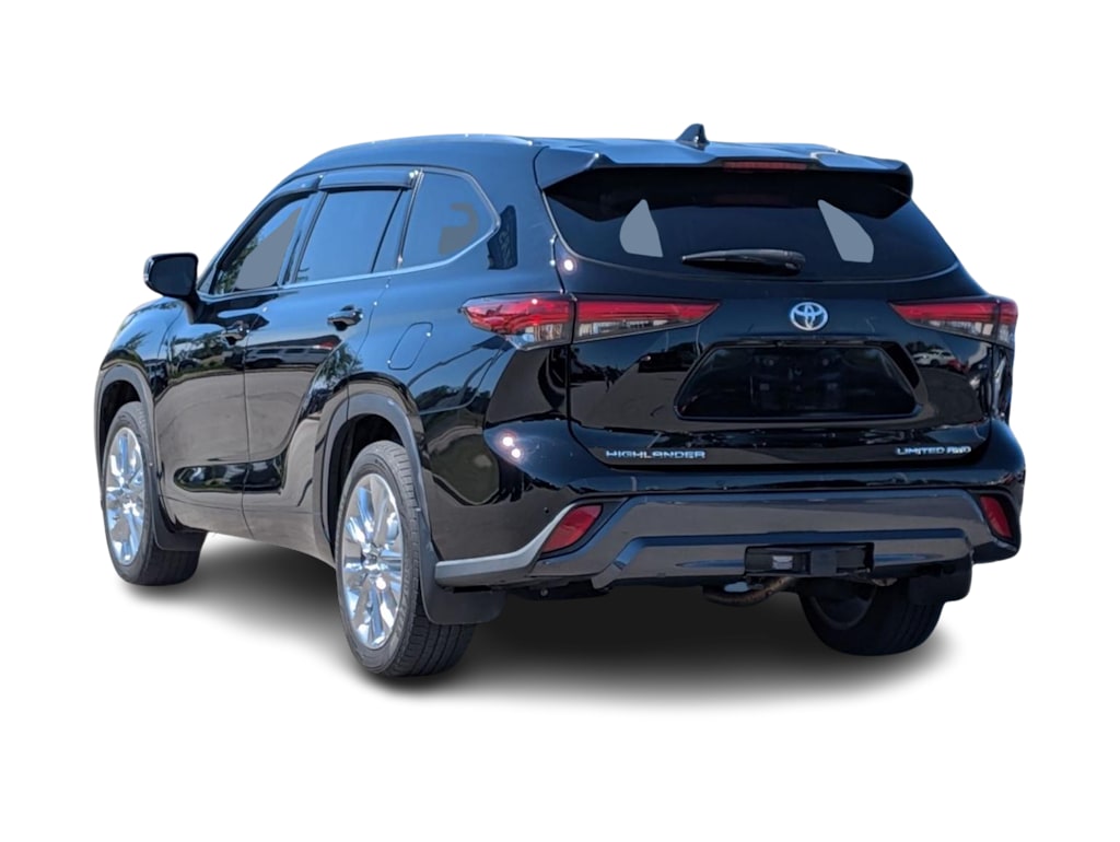 Thumbnail: 2020 Toyota Highlander - 4