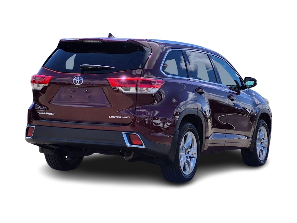 Thumbnail: 2017 Toyota Highlander - 19