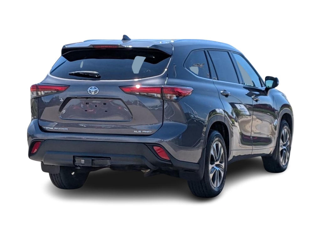 Thumbnail: 2021 Toyota Highlander - 19
