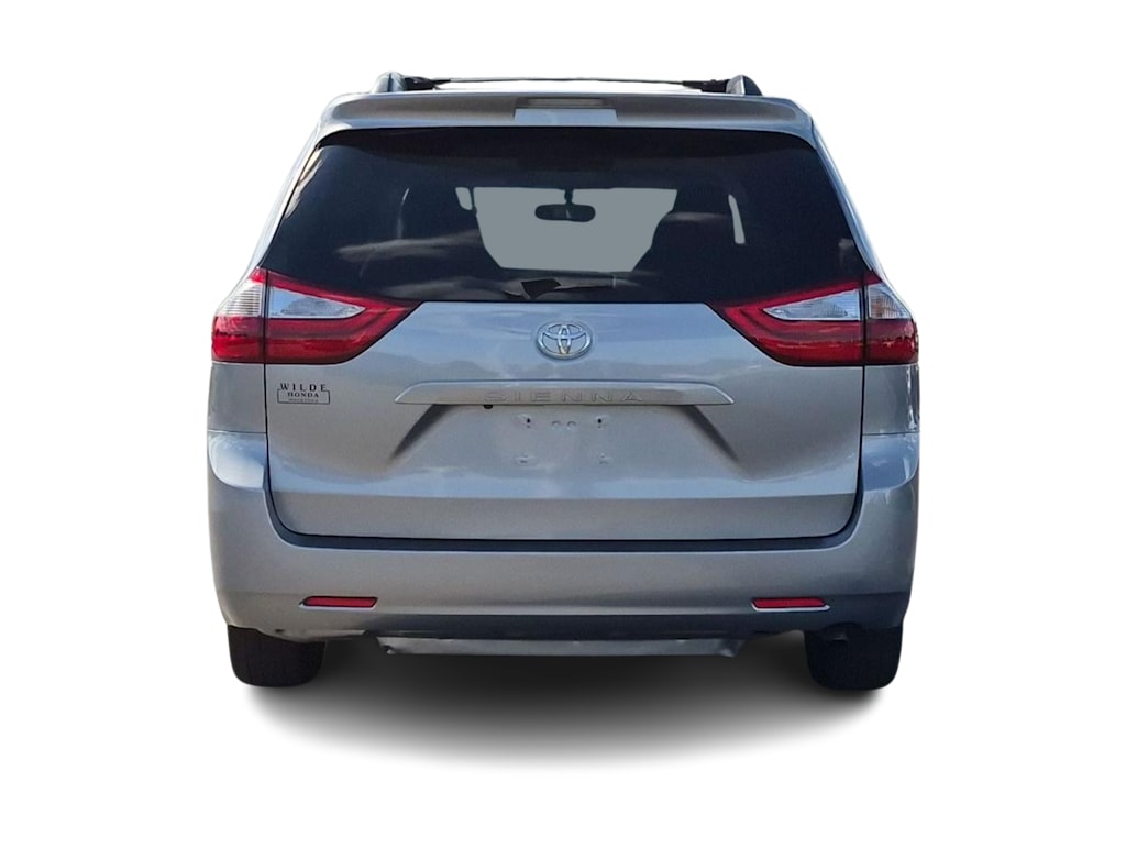 Thumbnail: 2015 Toyota Sienna - 5