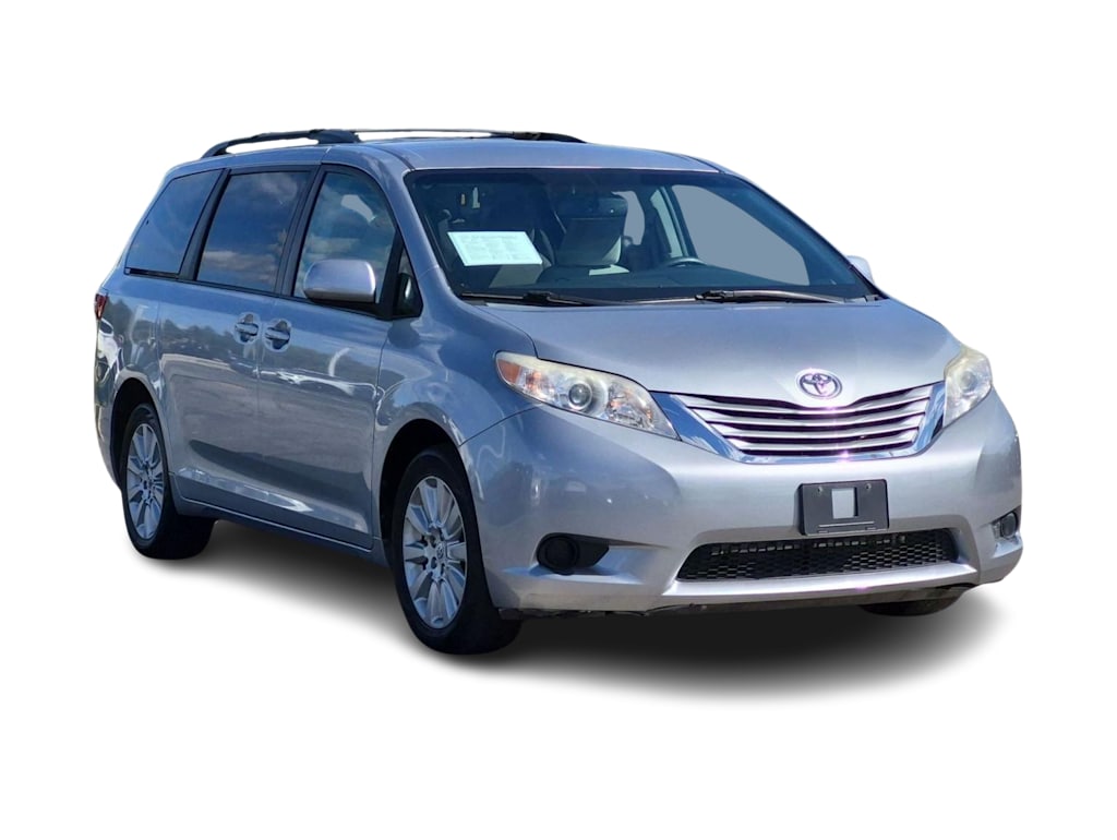 Thumbnail: 2015 Toyota Sienna - 21