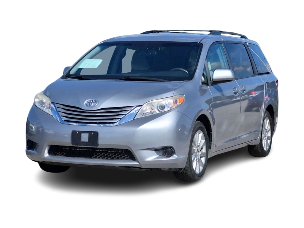 Thumbnail: 2015 Toyota Sienna - 22
