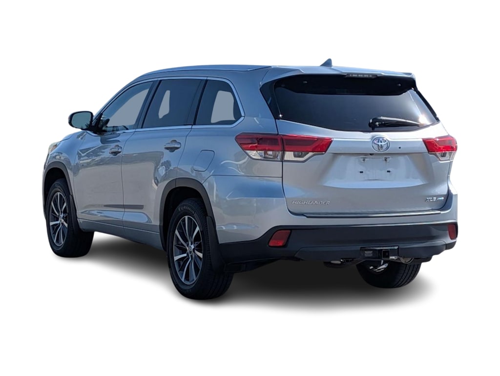 Thumbnail: 2018 Toyota Highlander - 4