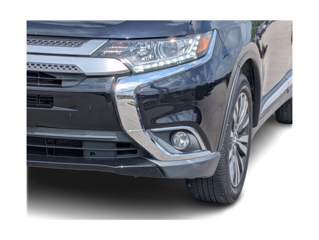 Thumbnail: 2020 Mitsubishi Outlander - 23