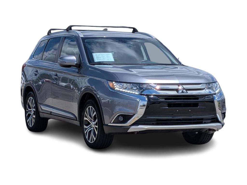 Thumbnail: 2017 Mitsubishi Outlander - 21
