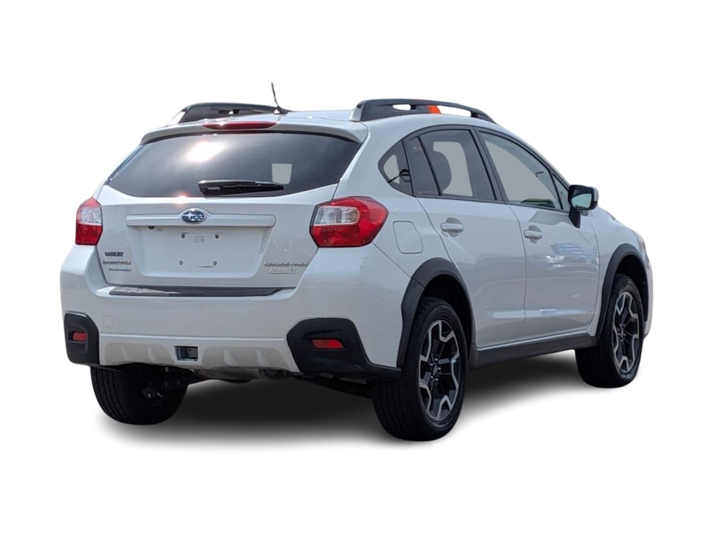 Thumbnail: 2017 Subaru Crosstrek - 18