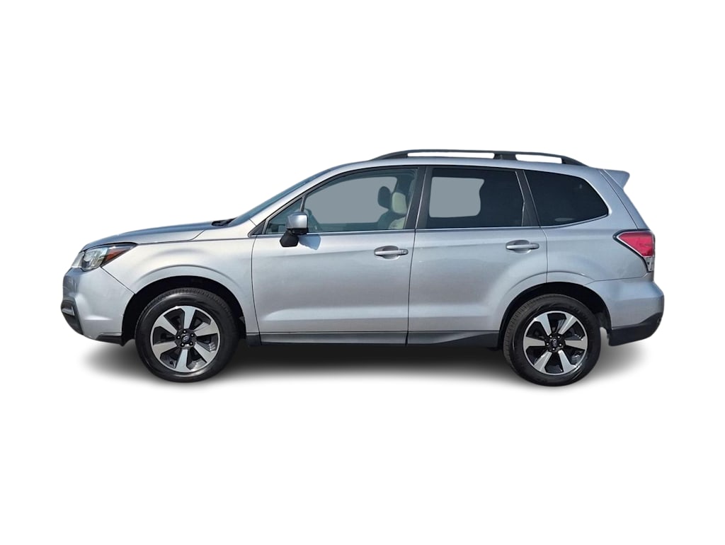 Thumbnail: 2017 Subaru Forester - 3