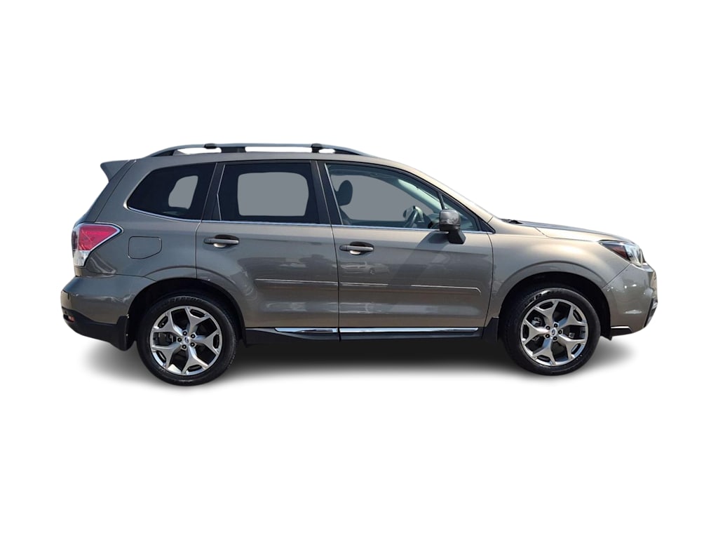 Thumbnail: 2017 Subaru Forester - 21