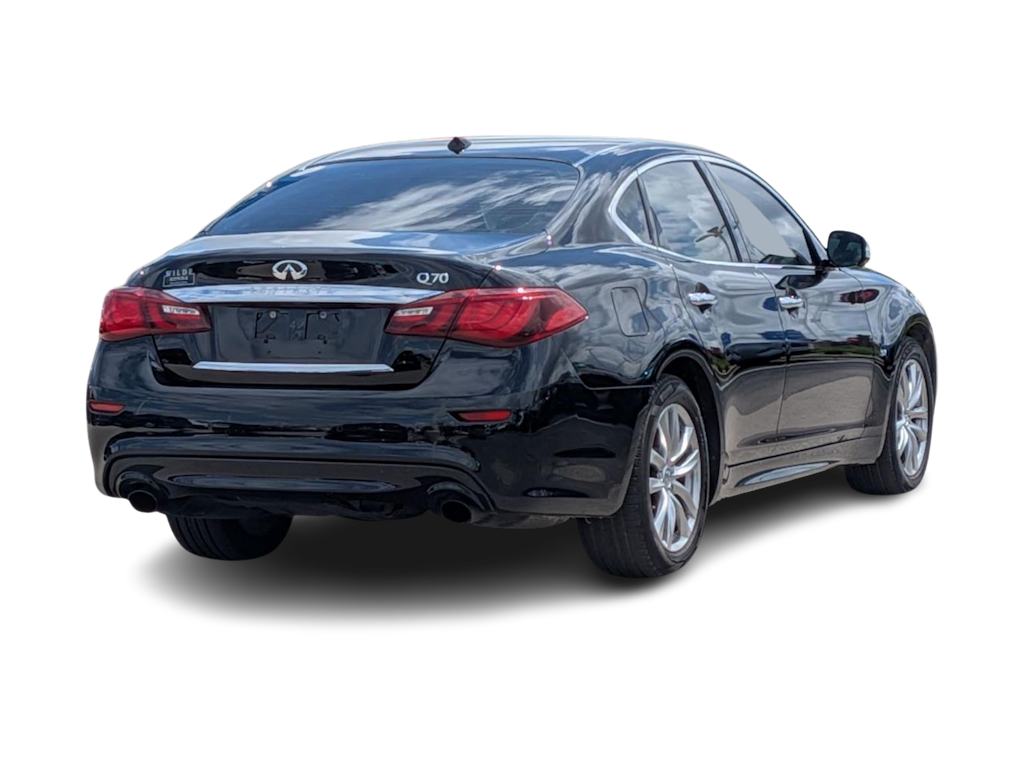 Thumbnail: 2018 INFINITI Q70 - 16