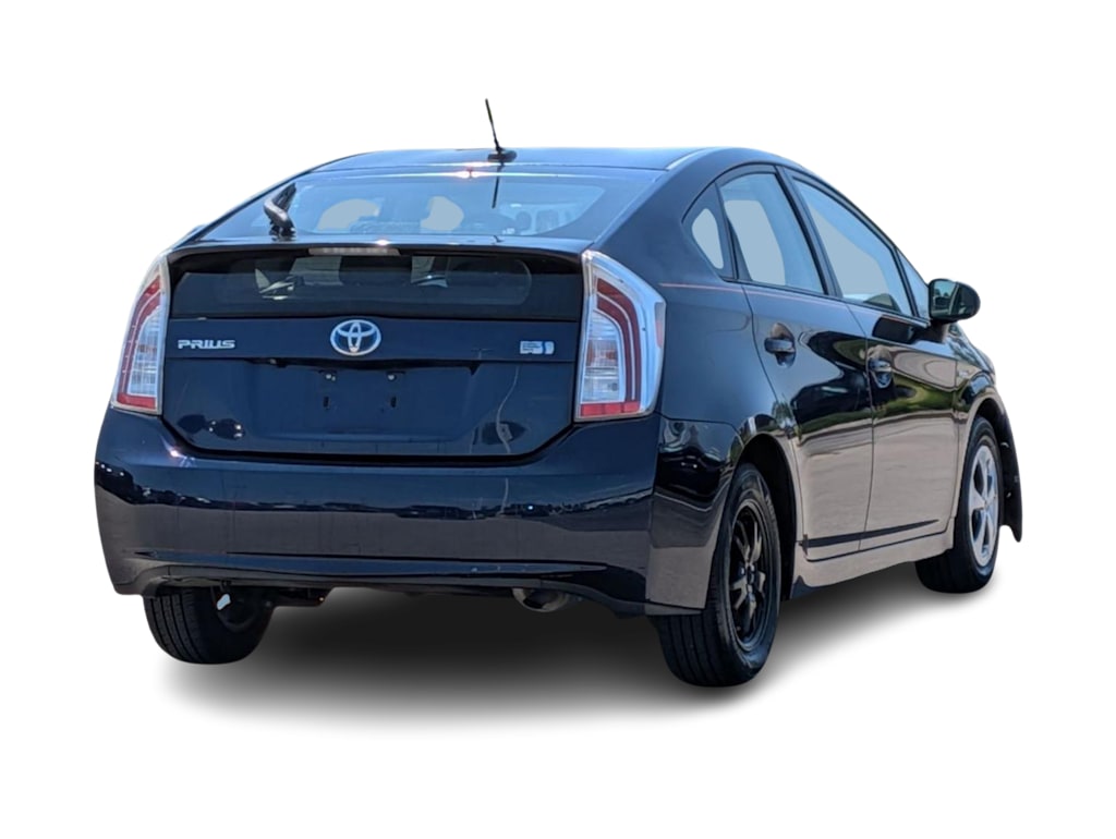 Thumbnail: 2014 Toyota Prius - 18