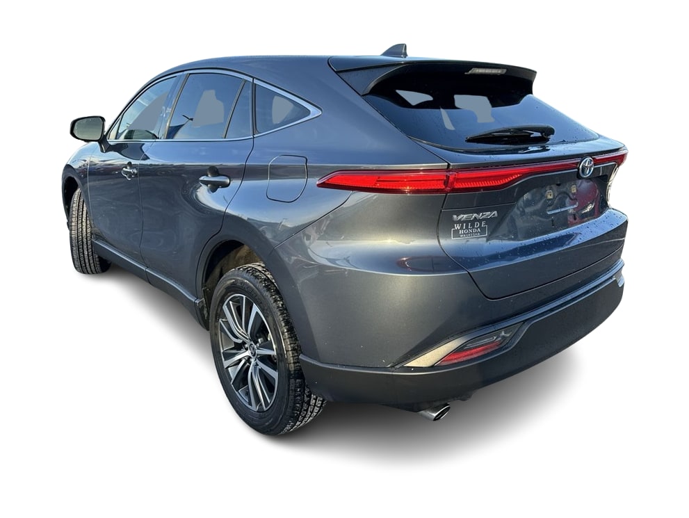 2022 Toyota Venza LE 4