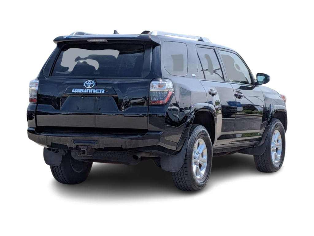 Thumbnail: 2016 Toyota 4Runner - 20