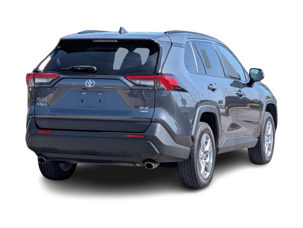 Thumbnail: 2020 Toyota RAV4 - 18