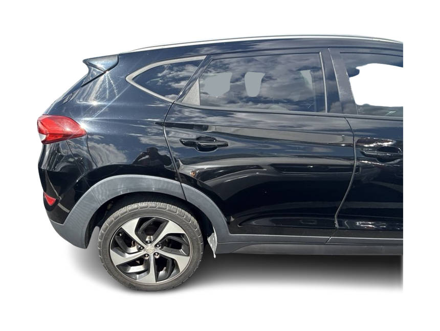 Thumbnail: 2016 Hyundai Tucson - 18