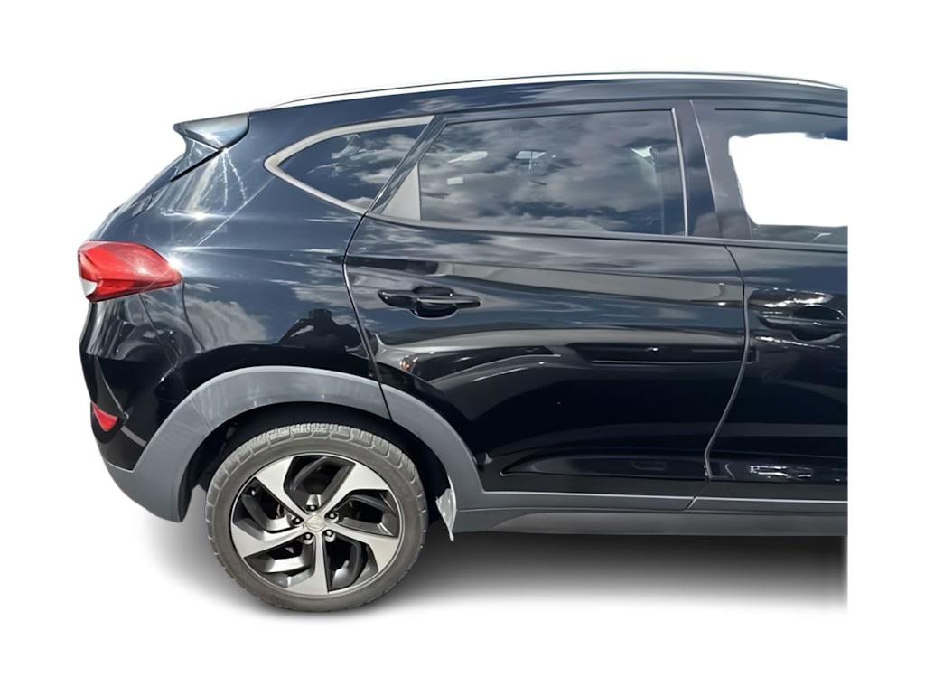 Thumbnail: 2016 Hyundai Tucson - 19