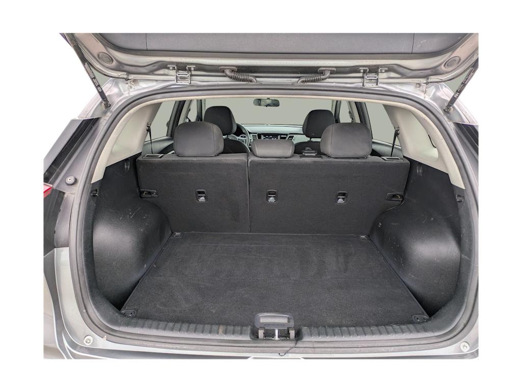 Thumbnail: 2017 Kia Niro - 17