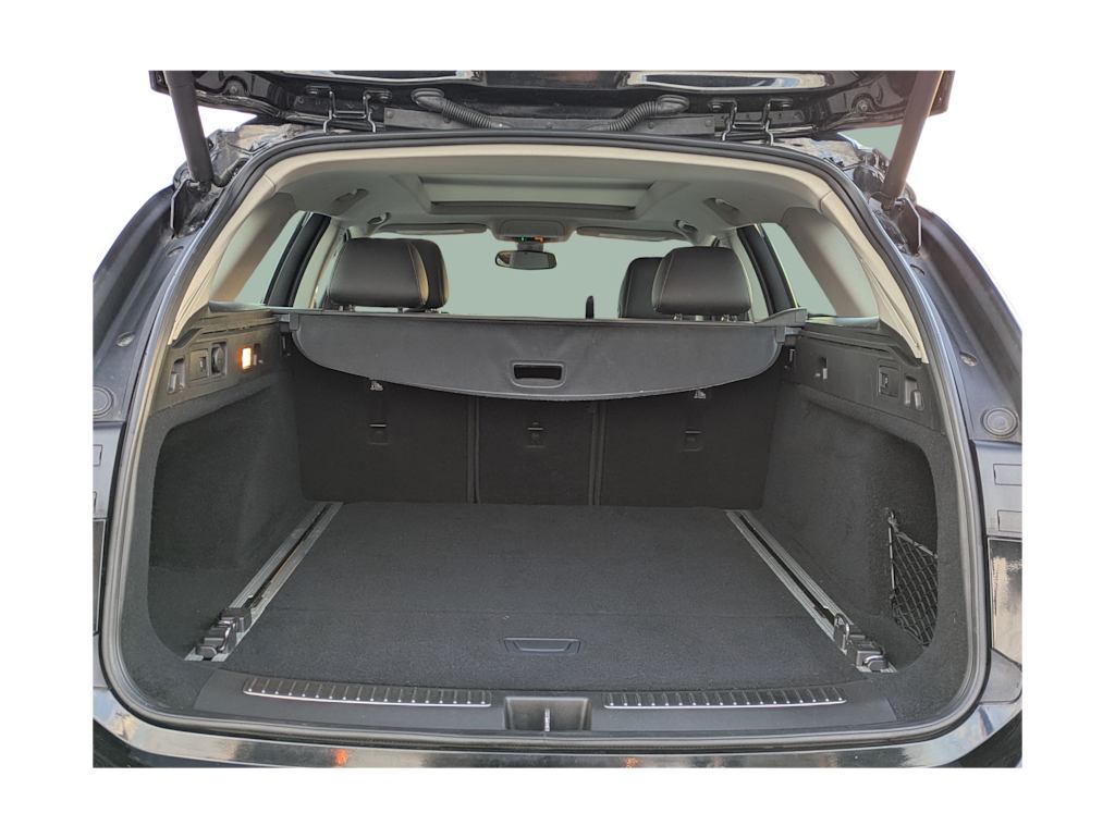 Thumbnail: 2018 Buick Regal - 17