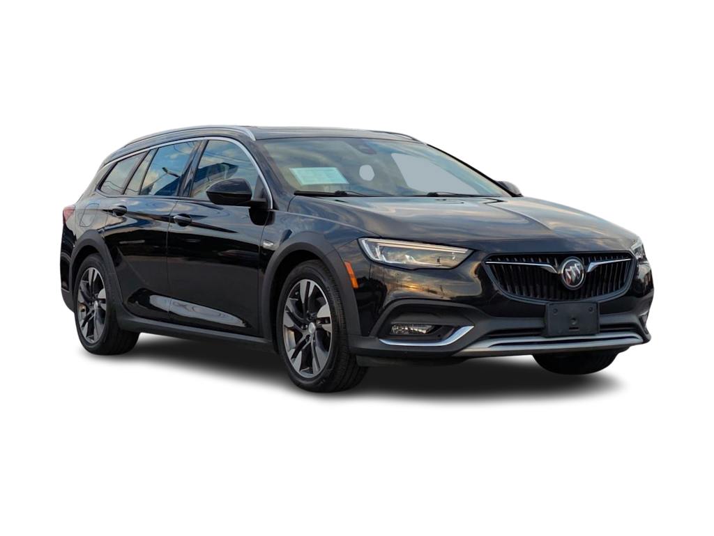 Thumbnail: 2018 Buick Regal - 22