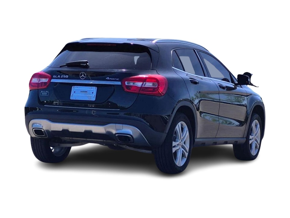 Thumbnail: 2020 Mercedes-Benz GLA - 21