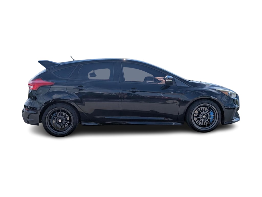 Thumbnail: 2017 Ford Focus - 20