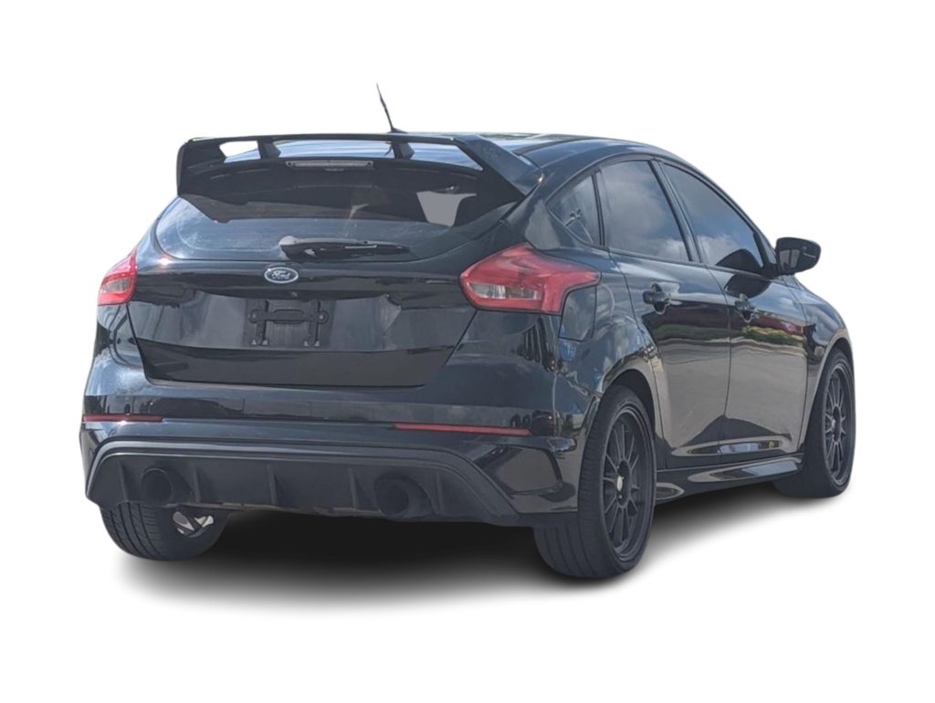 Thumbnail: 2017 Ford Focus - 19