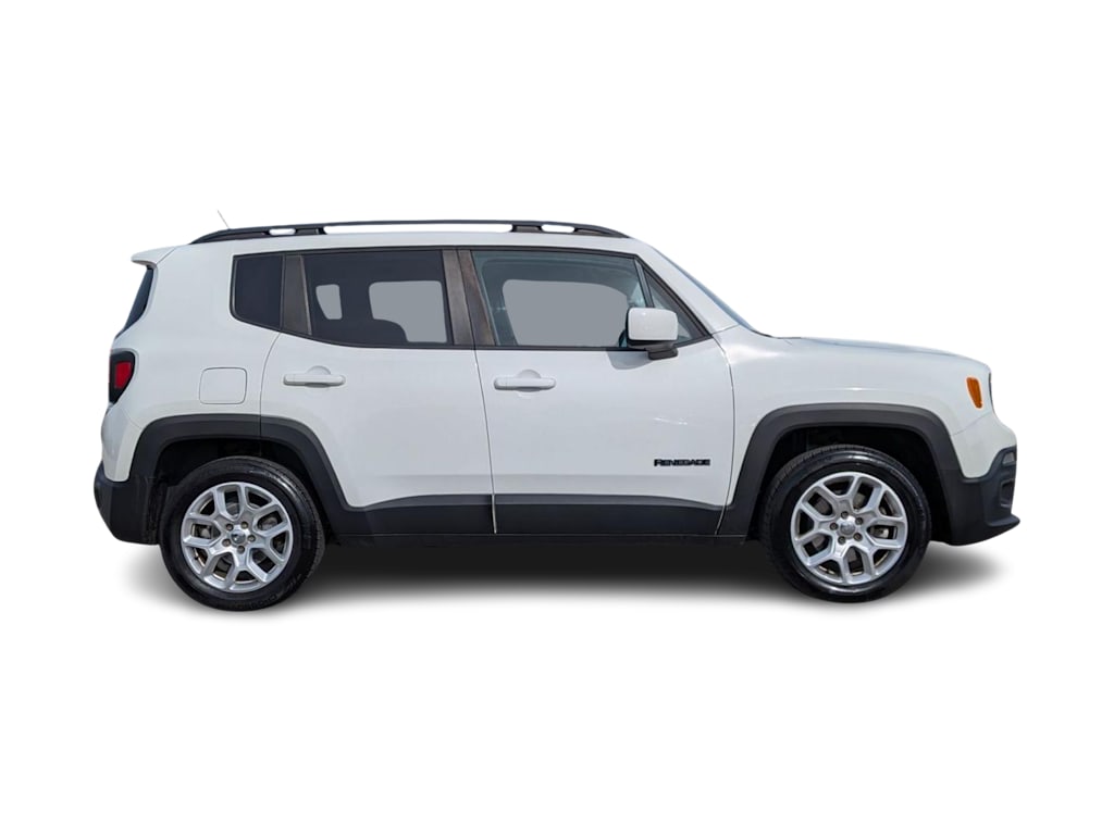 Thumbnail: 2015 Jeep Renegade - 20