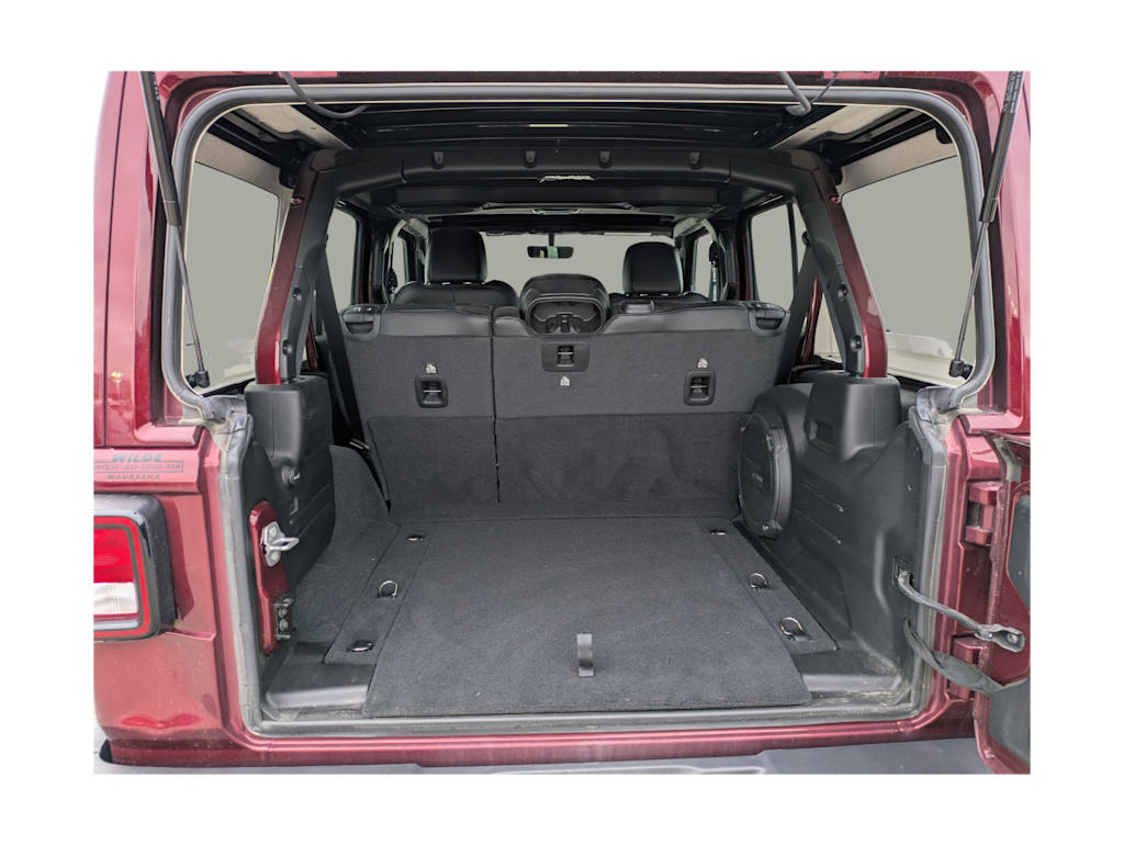 Thumbnail: 2022 Jeep Wrangler - 15