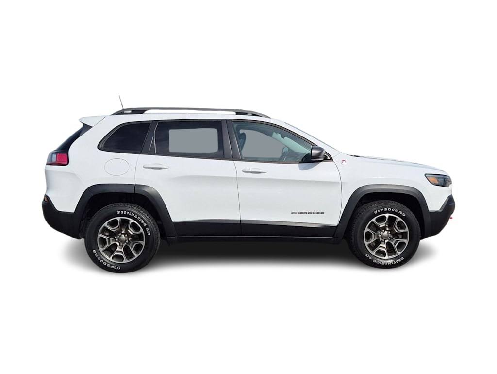 Thumbnail: 2020 Jeep Cherokee - 20