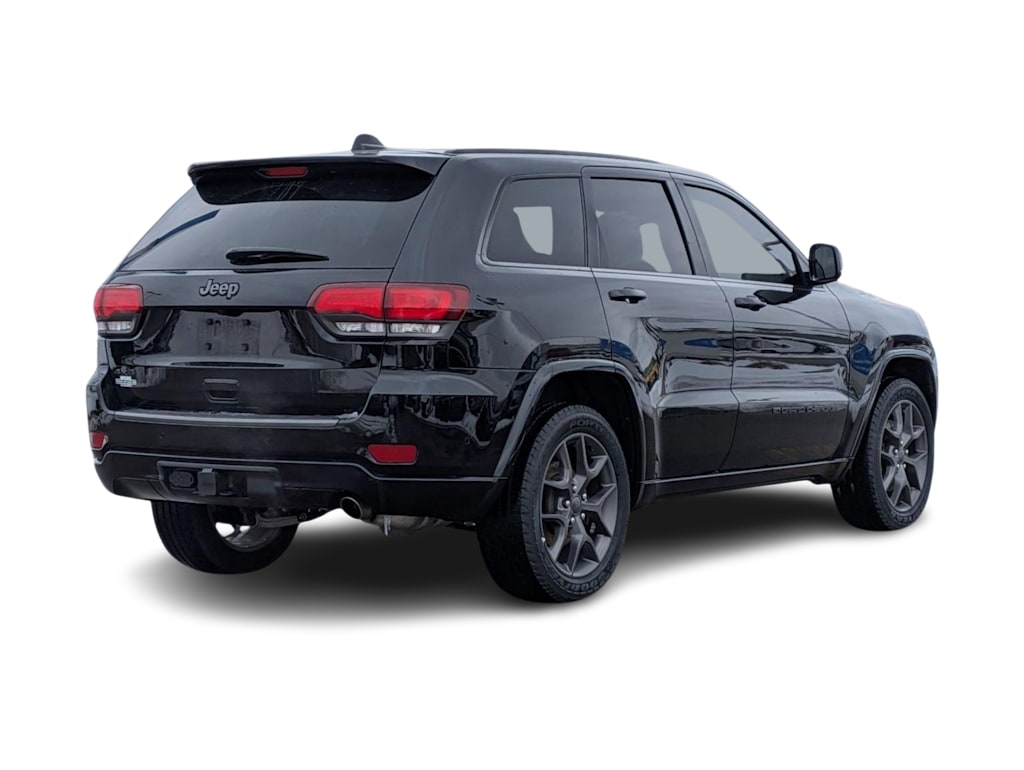 Thumbnail: 2021 Jeep Grand Cherokee - 16